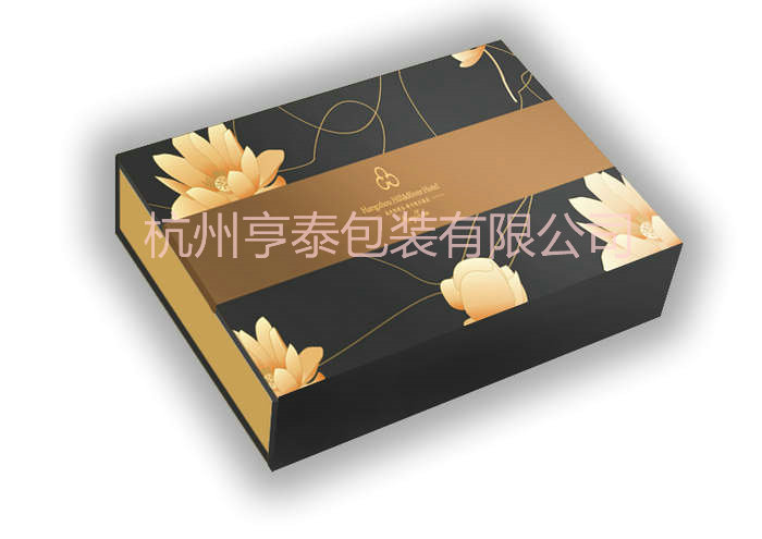 希尔假日酒店吸铁翻盖盒